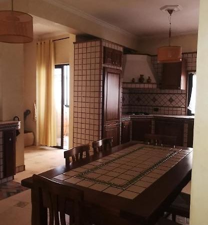 Tirana City Center Apartment Екстер'єр фото